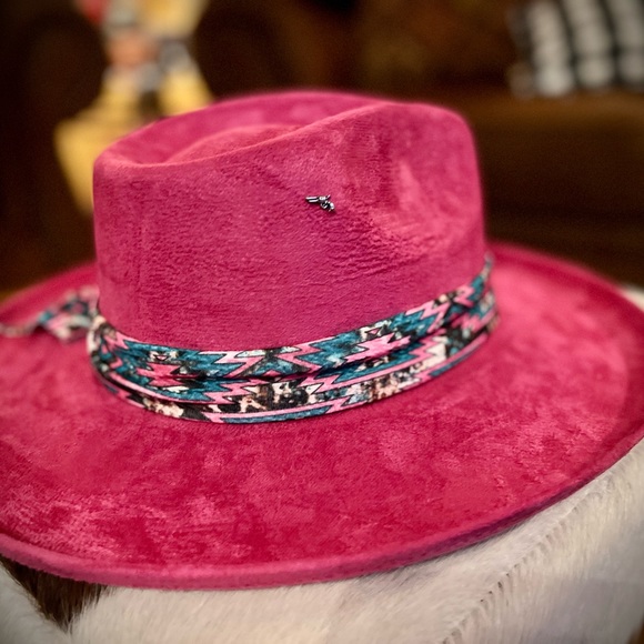 One size fits most wide brim ranch style hat - Picture 2 of 2